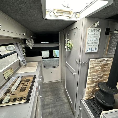 Retro Camper Hire Discover Ireland دبلن المظهر الخارجي الصورة